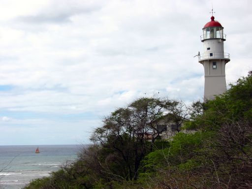 Kupikipiko Lighthouse at Diamond Head