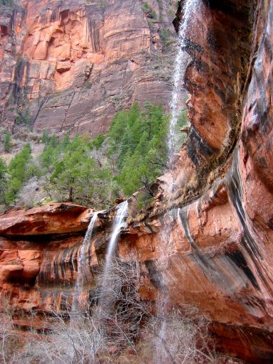 Falls from Middle Emerald Pool